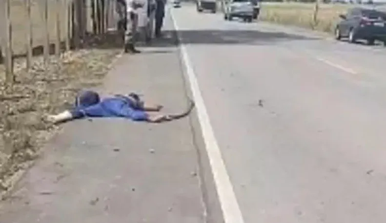 Jovem morre após perder controle de moto e colidir contra cerca em Igreja Nova