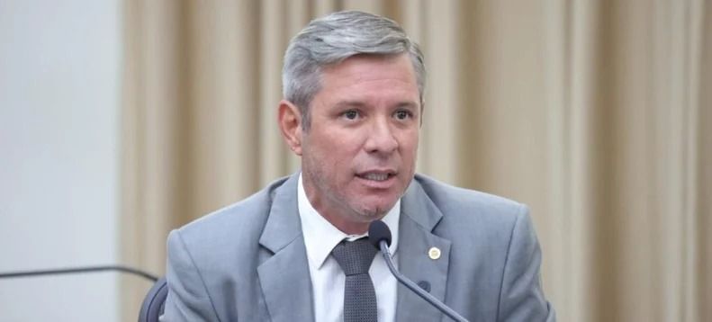 Deputado diz que forças de segurança estão desmotivadas e critica aumento da violência na orla de Maceió