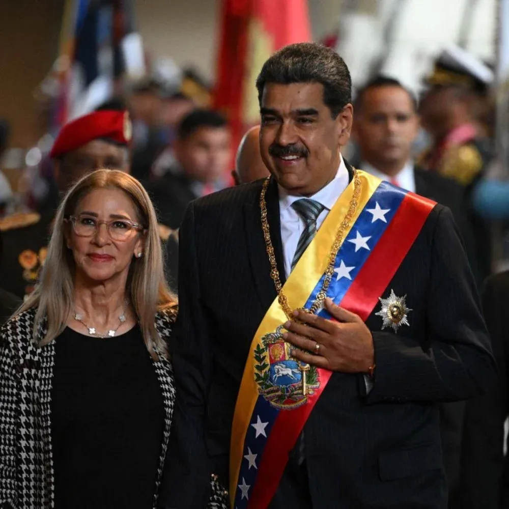 Maduro nega acusações e se diz prisioneiro de guerra em audiência nos EUA