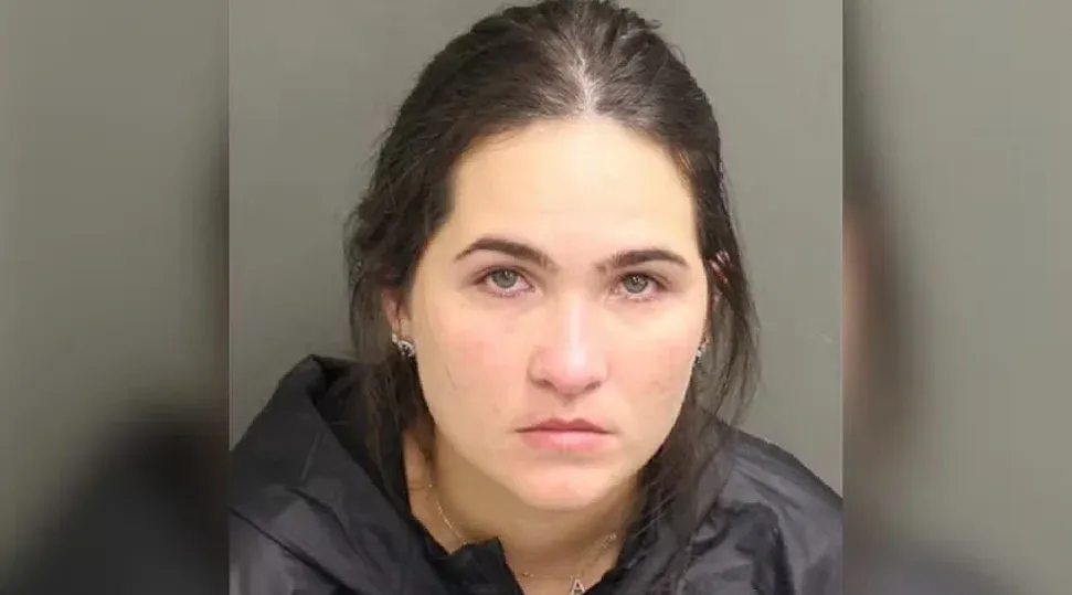  Esposa de Henrique, da dupla com Juliano, é detida na Flórida após desobedecer ordem policial