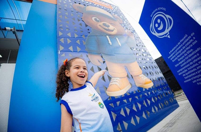 Rotina em primeira escola pública municipal bilíngue transforma o dia a dia de estudantes no Graciliano Ramos