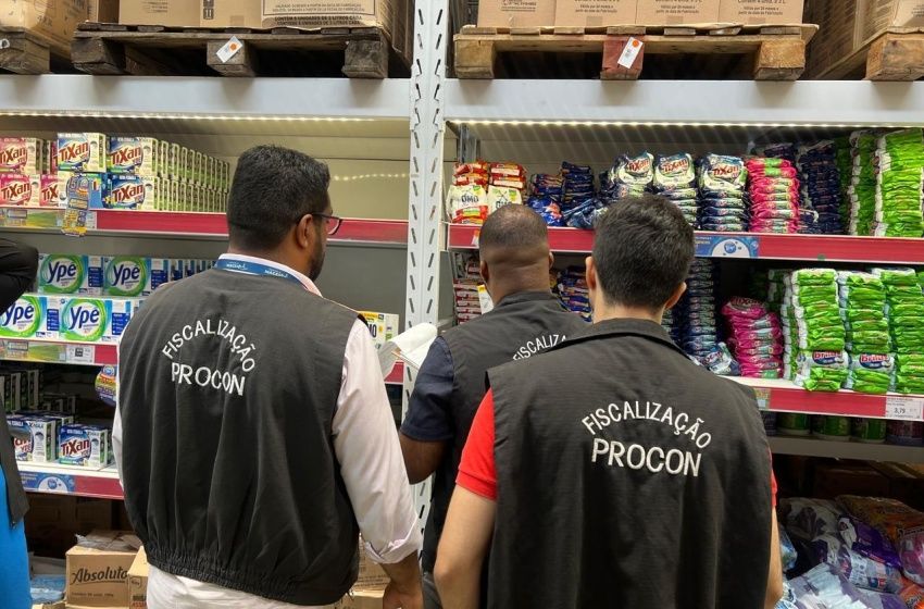 Procon Maceió autua supermercados por irregularidades